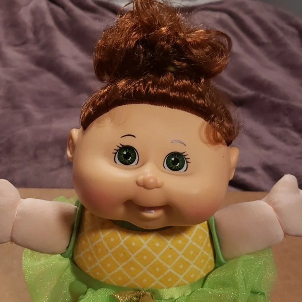 Cabbage patch doll‎